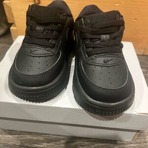 Nike Kids Black Sneakers